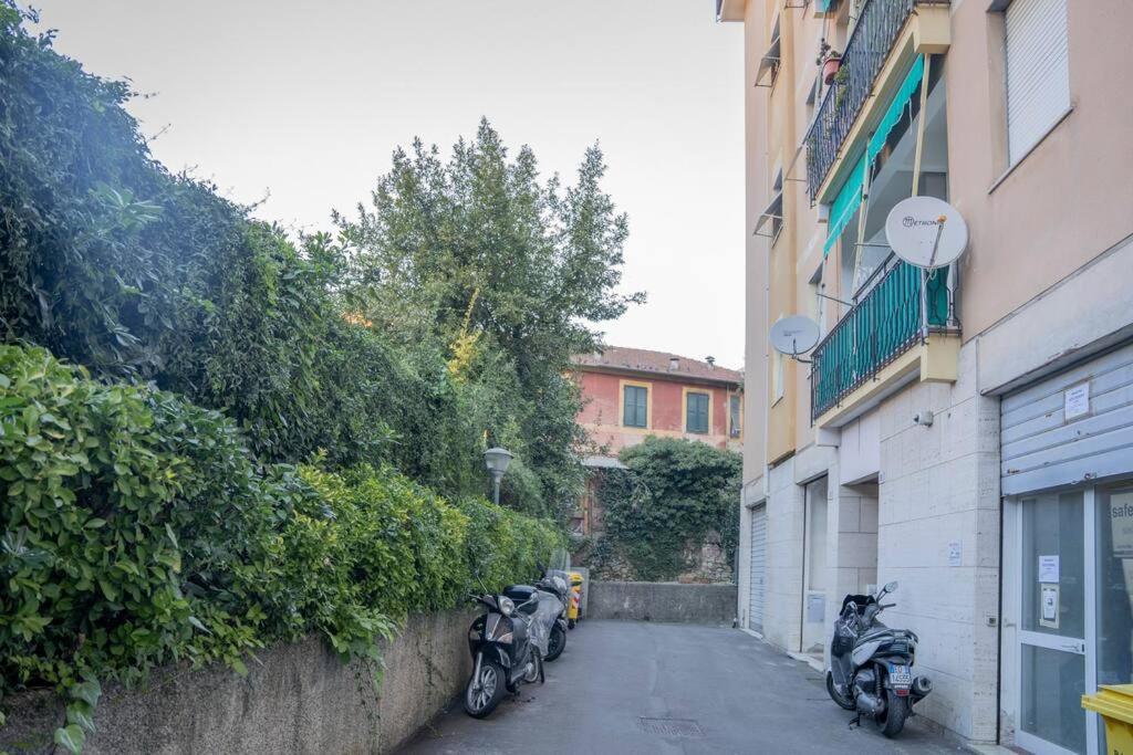 019 - Casa Blu Centro Di Santa Margherita 500M Dal Mare ซานตา มาร์เกอริตา ลีกูเร ภายนอก รูปภาพ